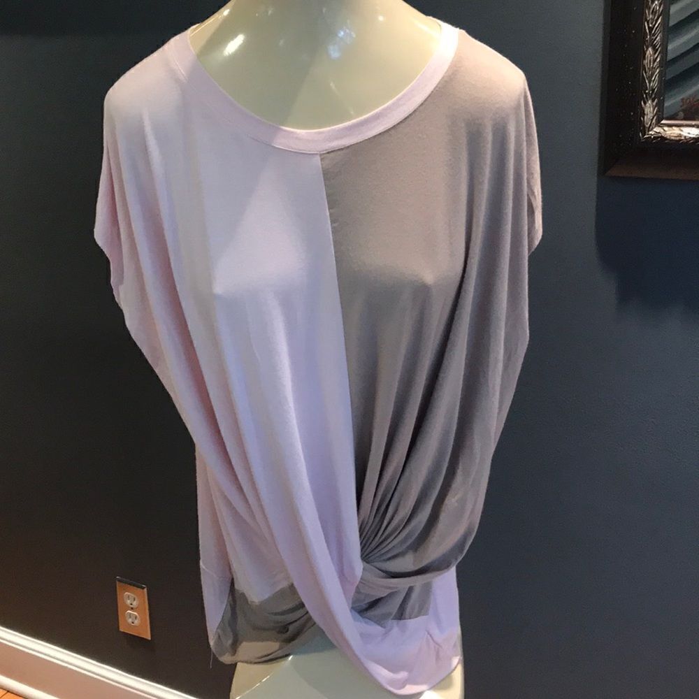 143 Story pink/tan colorblock twisted hem top, S